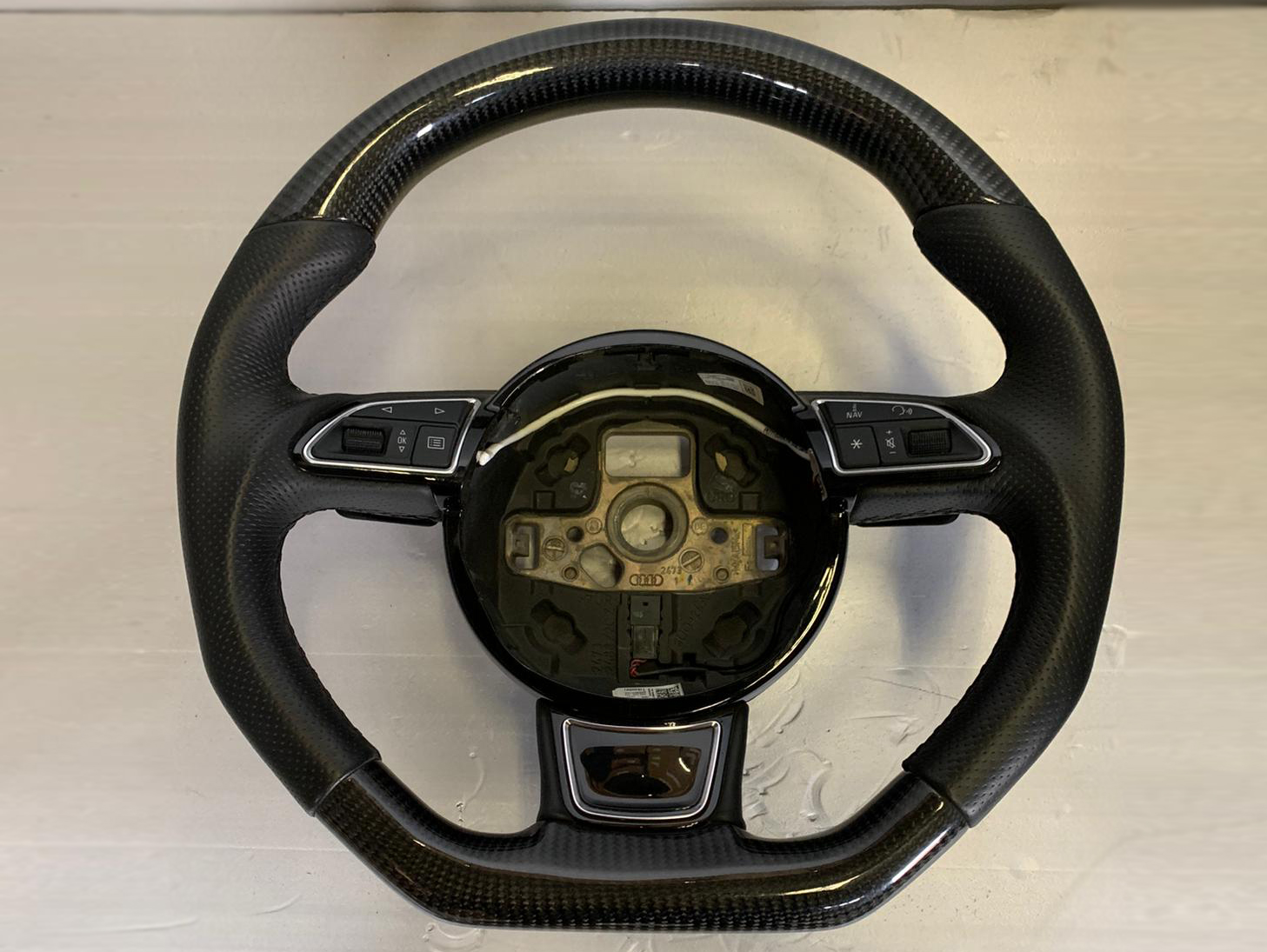 Audi A5 8T (2012–2015) Steering Wheel with Paddle Shifters Carbon Leather